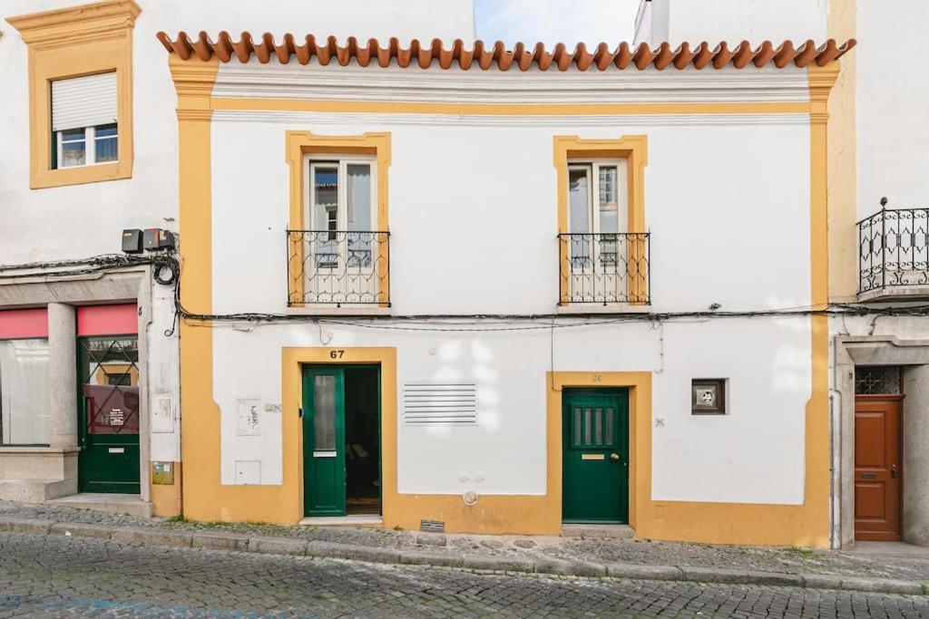 Home Near Evora'S Main Square With Private Terrace Exterior photo